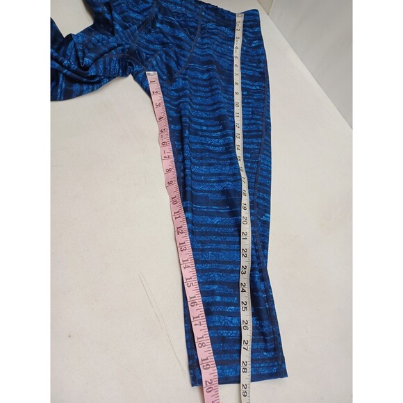 MPG Womens Blue Black Striped Athletic Yoga capri leggings Zip Size L - Picture 4 of 9